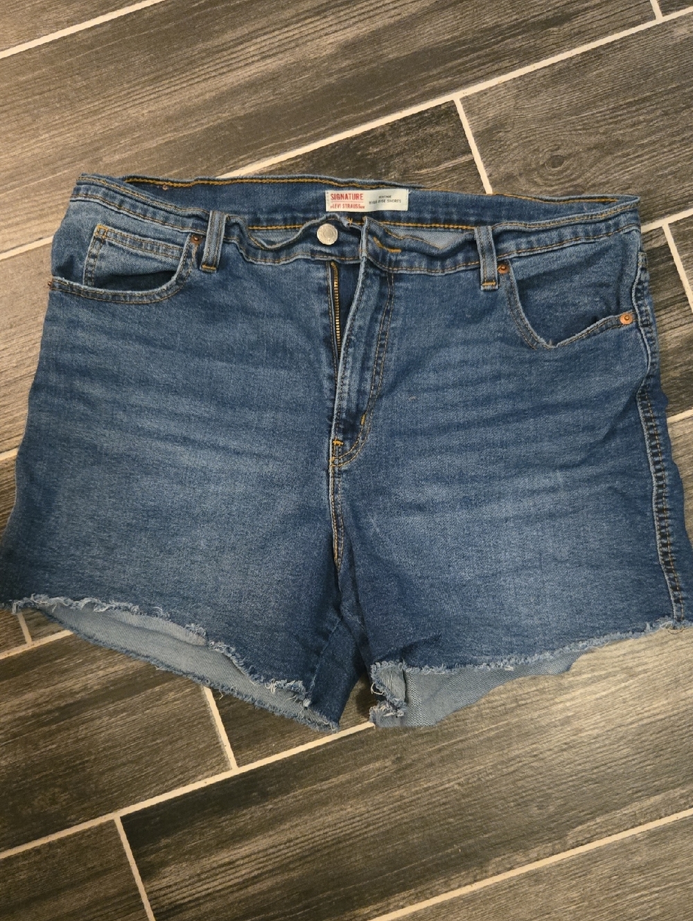 Signature by Levi Strauss Blue Frayed Hem Denim Shorts